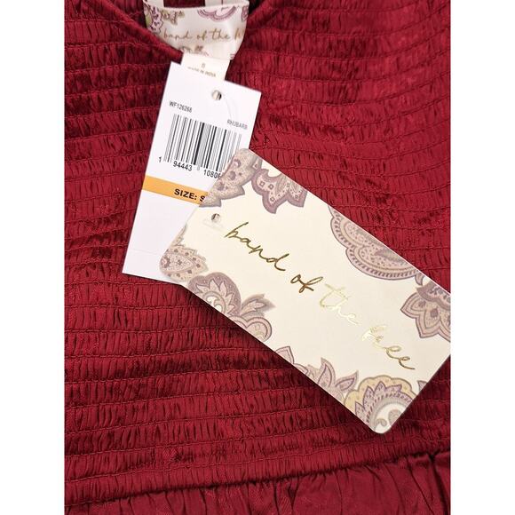 Band of the Free Women's Size Small Lea Rhubarb Smocked Crop Top Red NWT - Picture 5 of 8